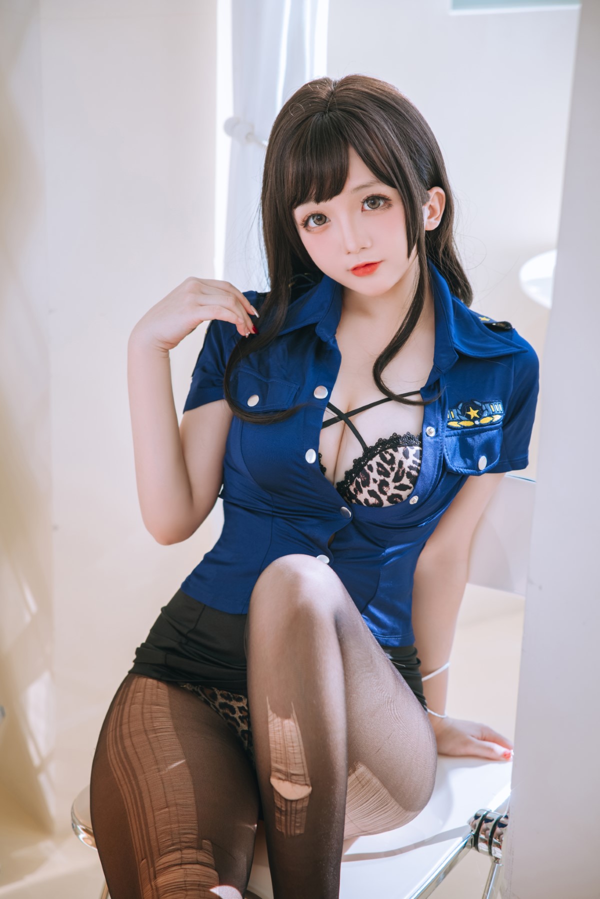 Coser@日奈娇 Vol 038 豹纹女警 A 0051 2426494499.jpg