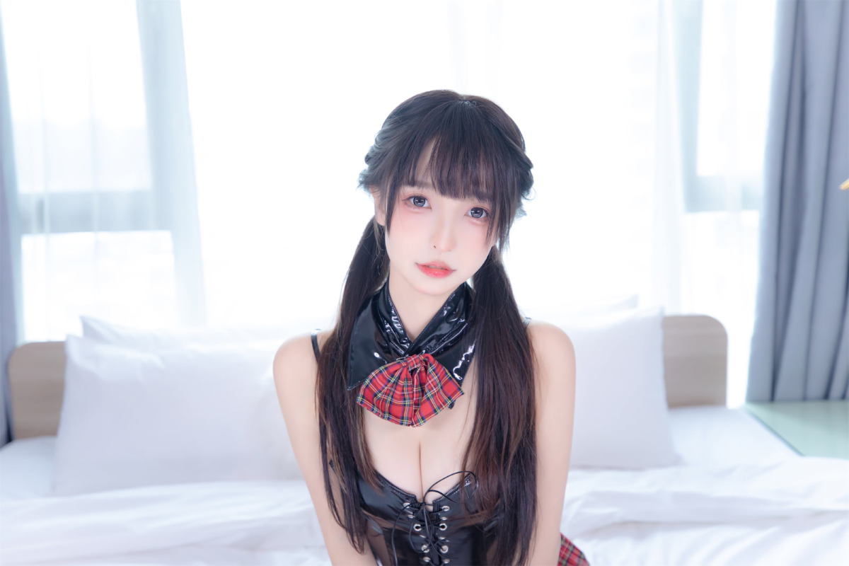 Coser@神楽坂真冬 Vol 022 叛逆人偶 0005 7459908550.jpg