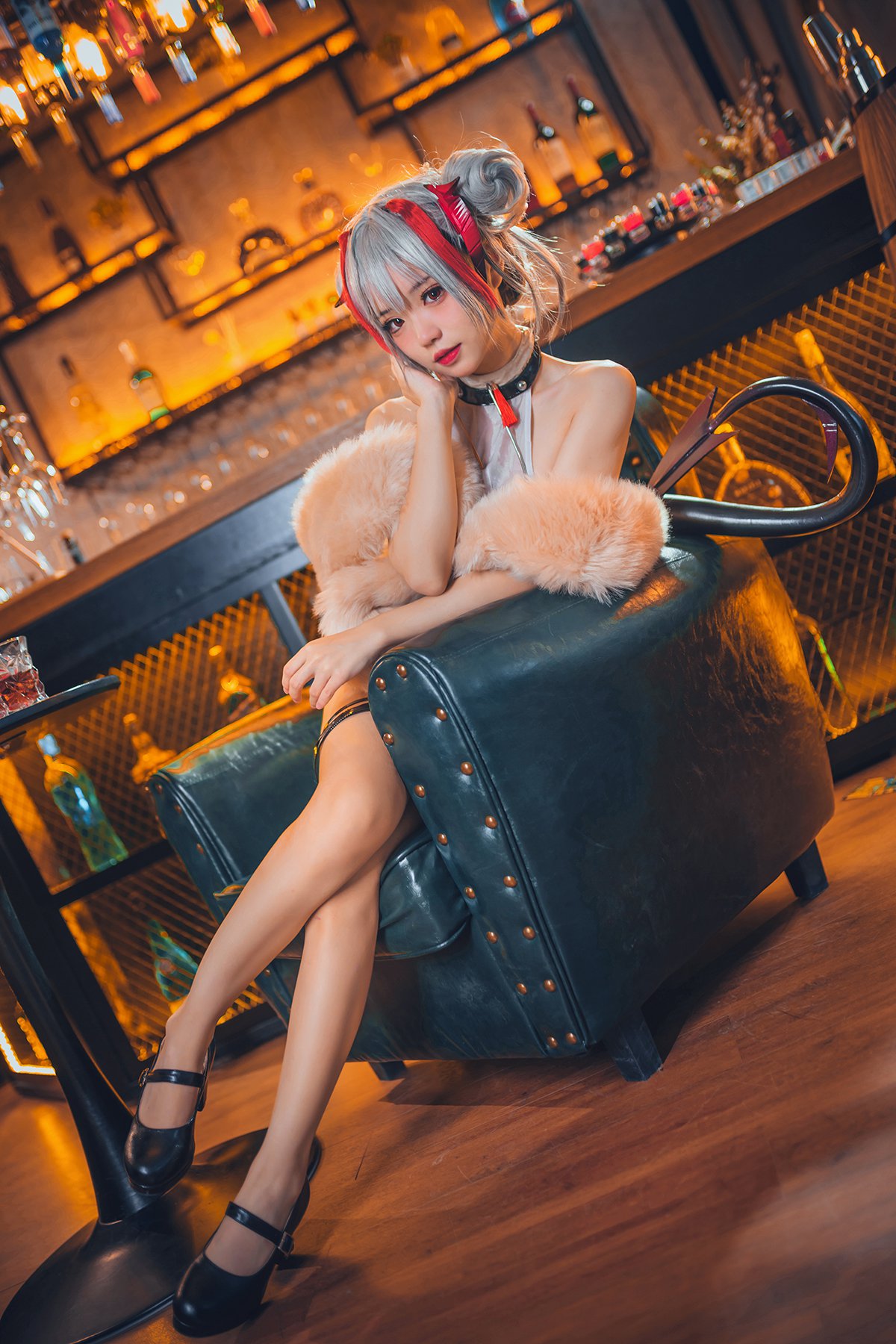 Coser@花柒Hana Vol.011 明日方舟 守夜冠军 W