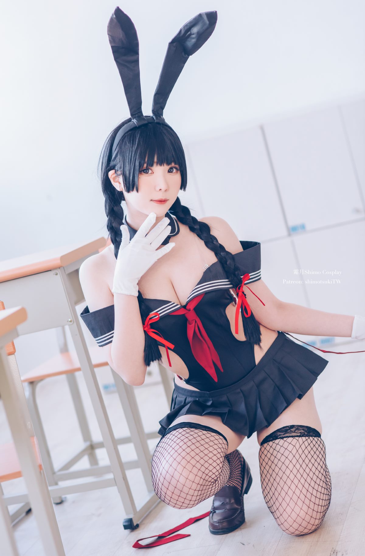 Coser@霜月shimo Vol 042 卯月桃子 水手服兔女郎 0001 9949928541.jpg