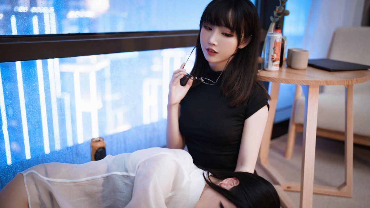 Coser@rioko凉凉子 Vol 087 黑丝ol制服双人 and 面饼仙儿 B 0014 9235459872.jpg