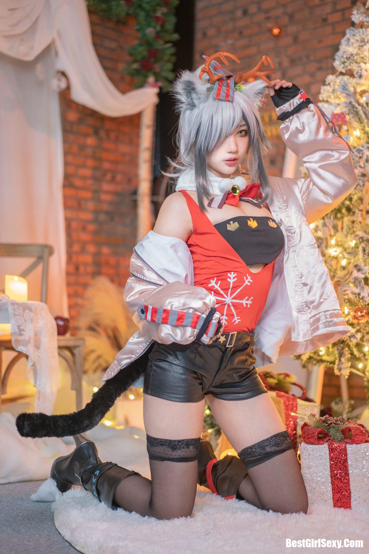 Coser@周叽是可爱兔兔 Vol.032 圣诞黑丝兽耳 12