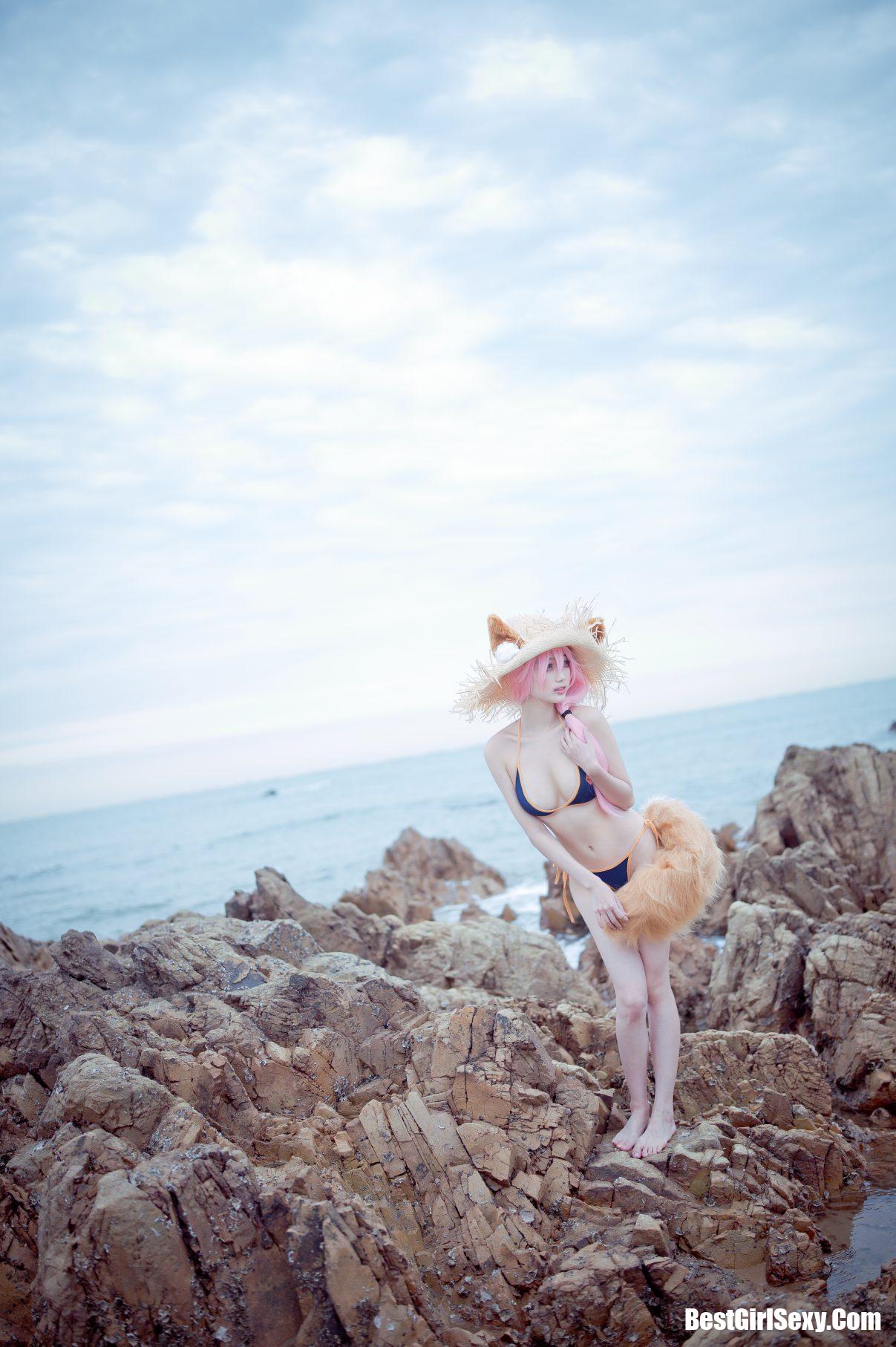 Coser@周叽是可爱兔兔 Vol.033 小玉泳装 19