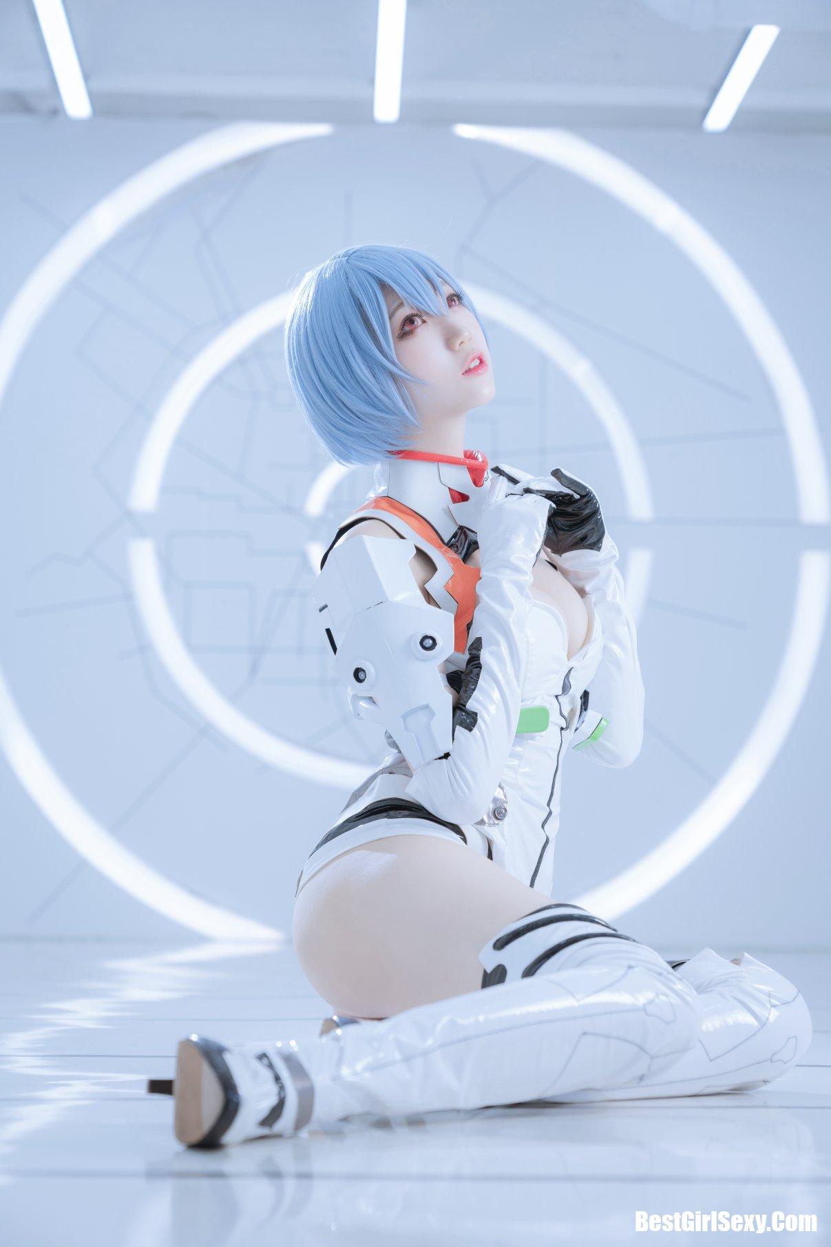 Coser@周叽是可爱兔兔 Vol.005 绫波丽 白战