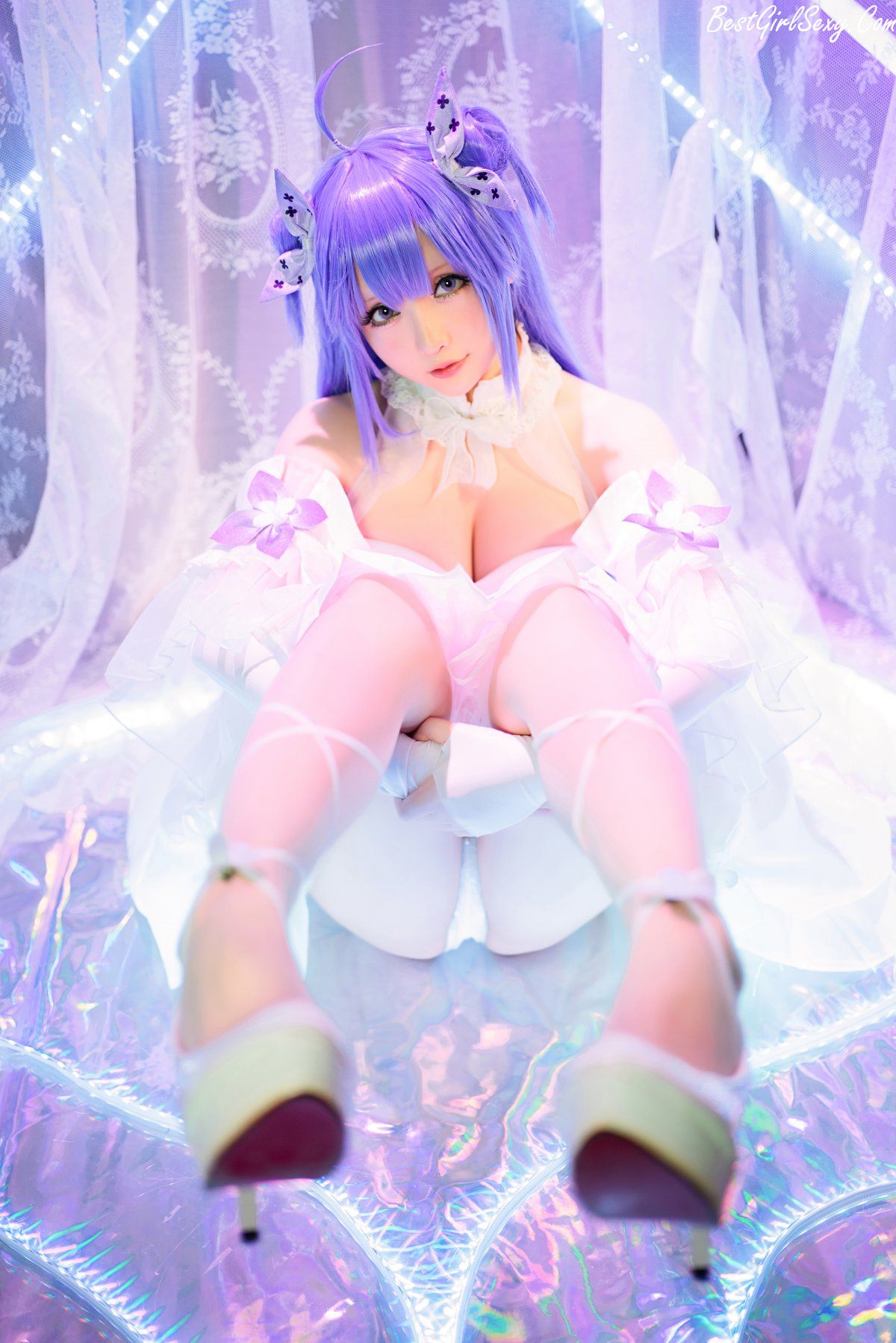 Coser@小姐姐星之迟迟 Vol.087 纯白と漆黑 电子包 C 0010