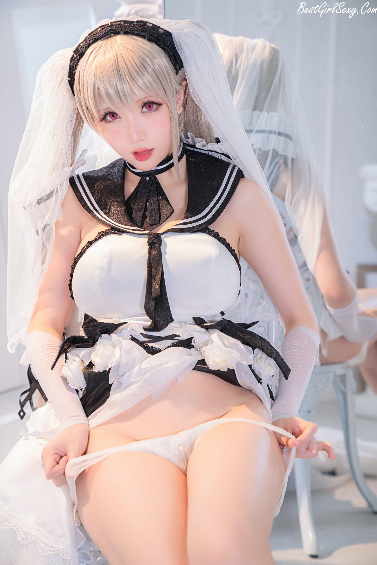 Coser@小姐姐星之迟迟 Vol.087 纯白と漆黑 电子包 A 0007