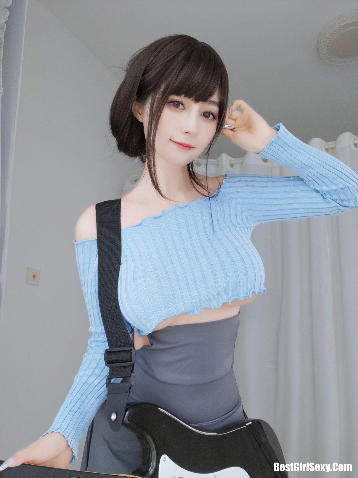 Coser@白银81 吉他妹妹 81