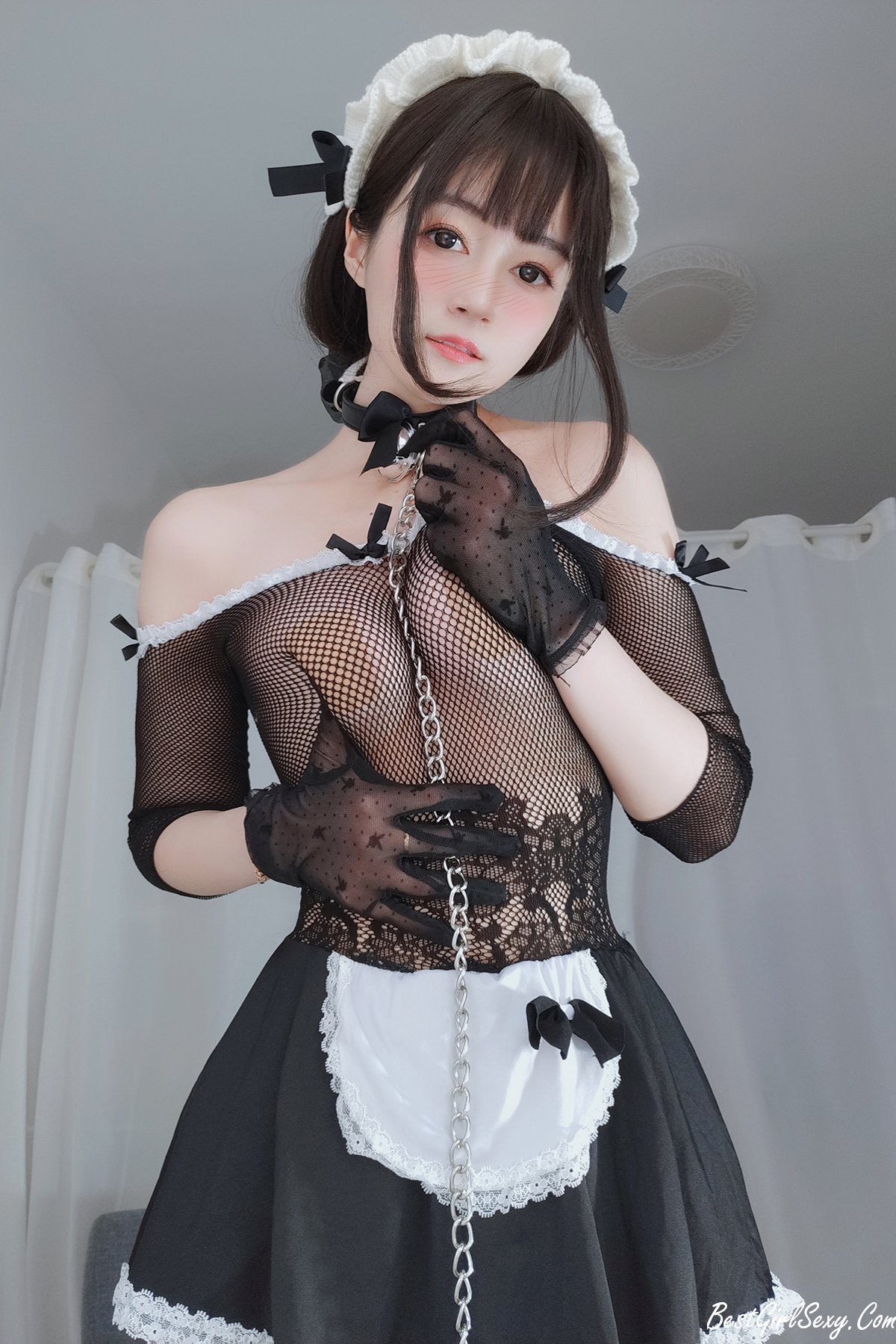 Coser@白银81 Vol.069 女仆 2021