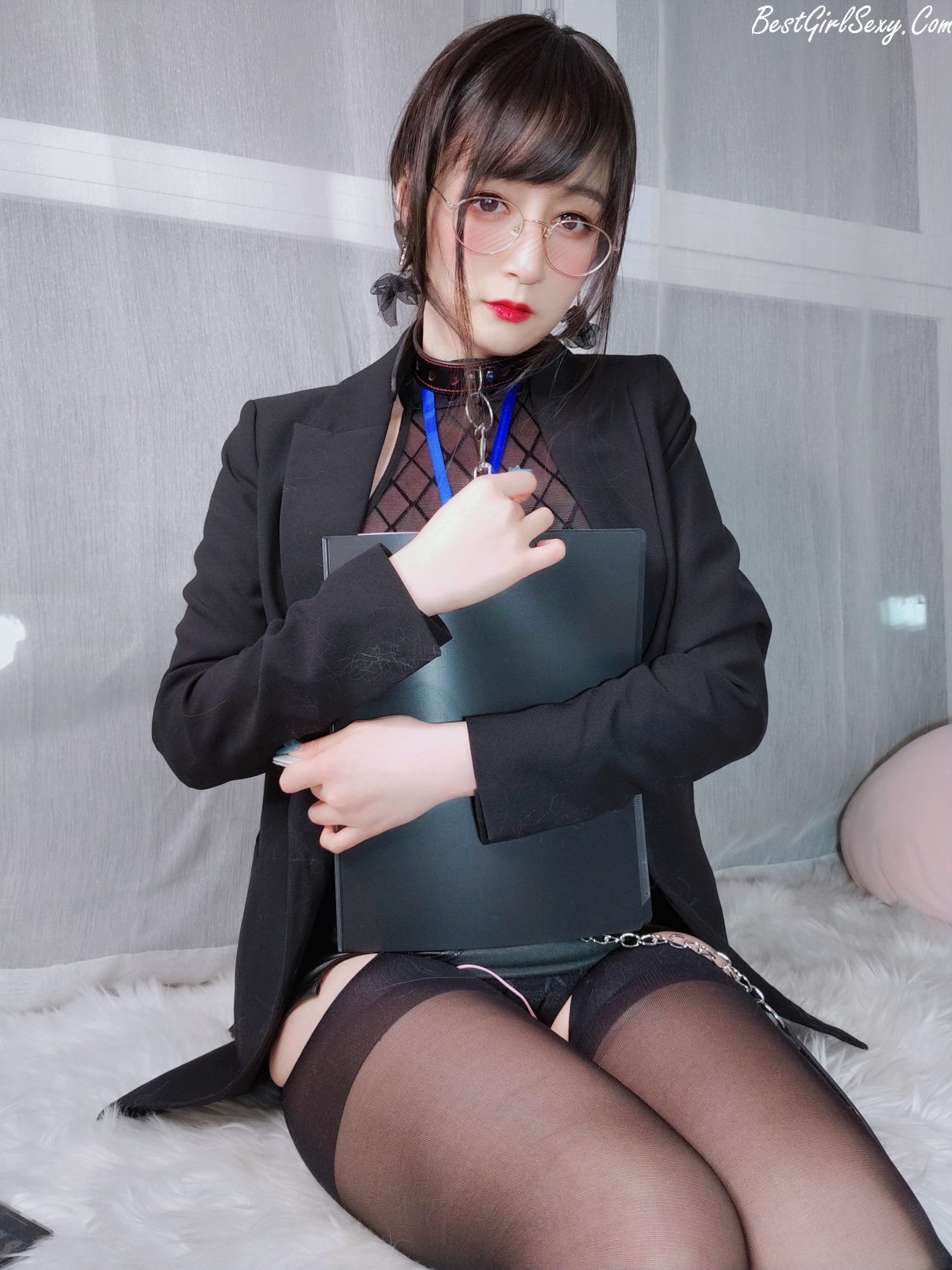 Coser@白银81 Vol.057 自撮り 黑丝情趣 B 064