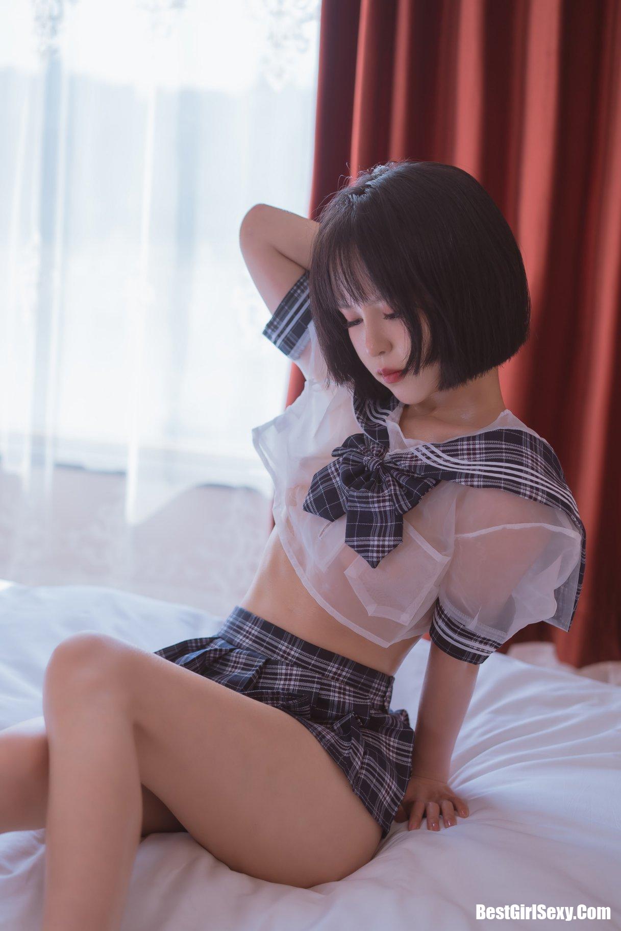 Coser@美少女晕崽 透明学生服 7