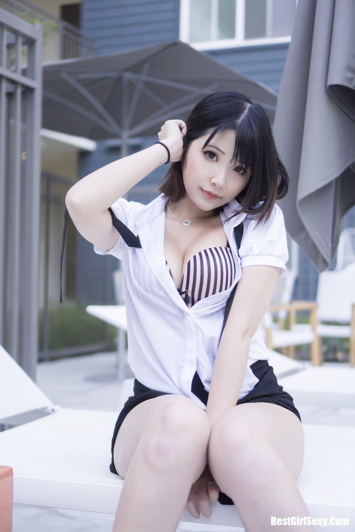 Coser@Hana Bunny - Wet Shirt Casual 3