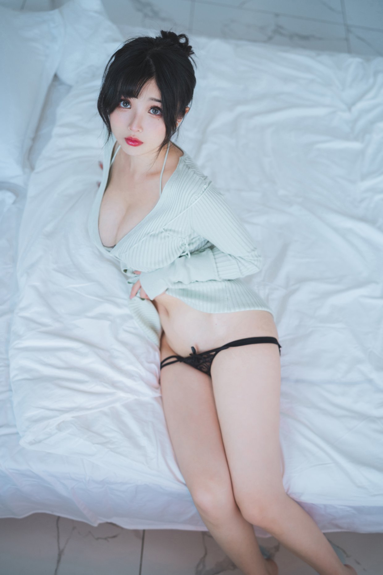 Coser@rioko凉凉子 Vol.073 人妻毛衣 0015