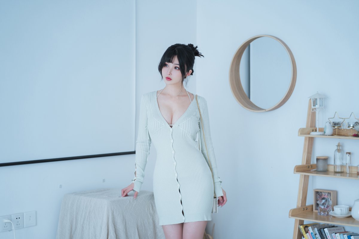 Coser@rioko凉凉子 Vol.073 人妻毛衣 0001