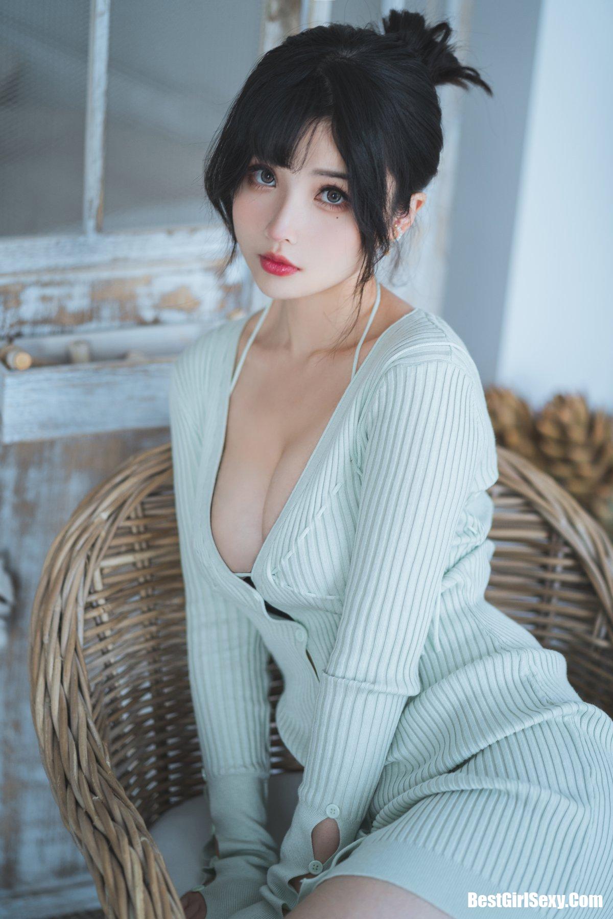 Coser@rioko凉凉子 Vol.077 人妻毛衣 34